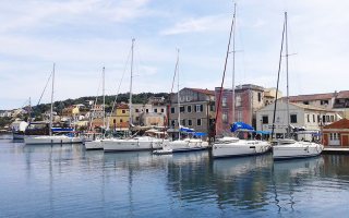paxos-antipaxos-blue-caves-departure-from-lefkimmi-13