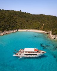 exclusive-paxos-antipaxos-cruise-from-lefkimmi-blue-caves-voutoumi-beach-gaios-18